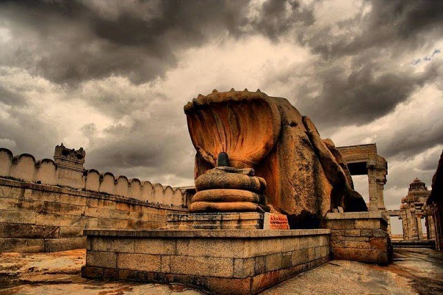 lepakshi-temple-nanthapur - Outstation Cabs Bangalore